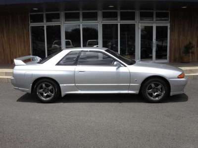 NISSAN SKYLINE GT-R - 3