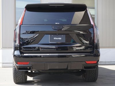 CADILLAC ESCALADE - 8