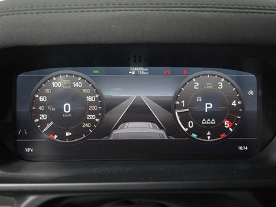 LAND ROVER DEFENDER - 8