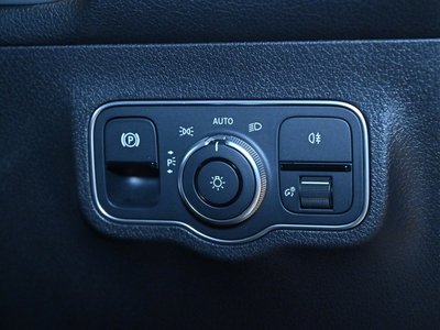 2024 Mercedes-BENZ GLB — миниатюра 50
