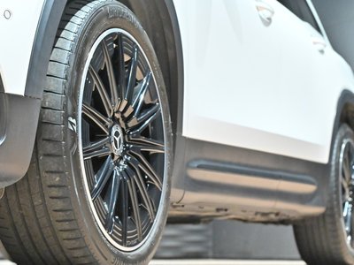 2024 Mercedes-BENZ GLB — миниатюра 17