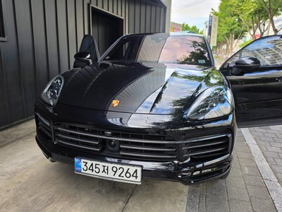 صورة 6 لـ 2022 Porsche CAYENNE