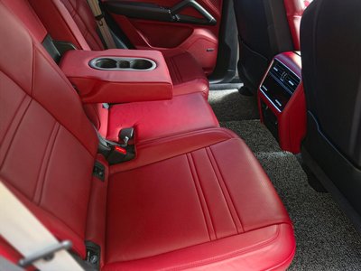 2022 Porsche CAYENNE 缩略图 17