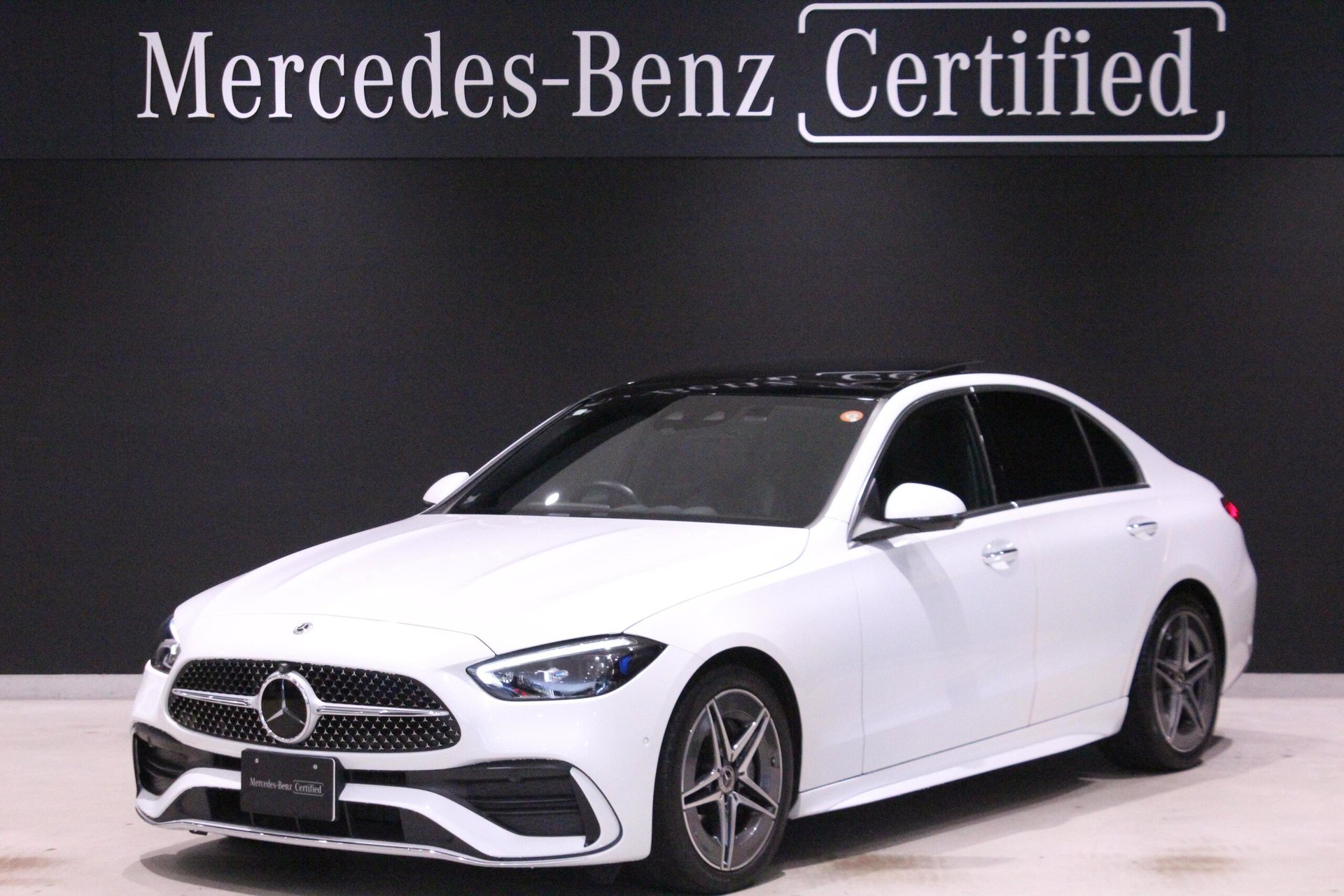 MERCEDES-BENZ C-CLASS - View 1