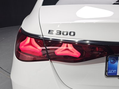 2026 Mercedes-BENZ E-CLASS photo 10