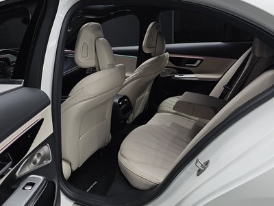 2026 Mercedes-BENZ E-CLASS thumbnail 18
