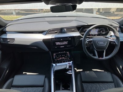 2023 AUDI E-TRON S SPORTBACK 照片 9