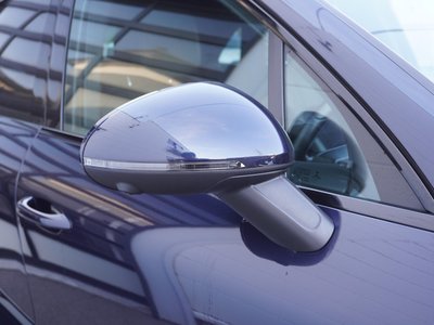 PORSCHE MACAN - 9