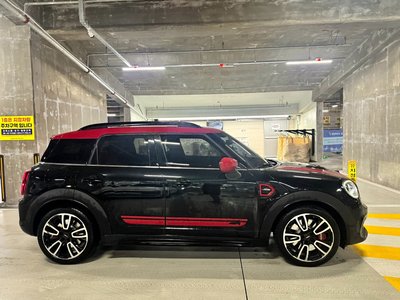 MINI COUNTRYMAN - 3