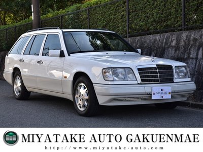 MERCEDES-BENZ E-CLASS WAGON