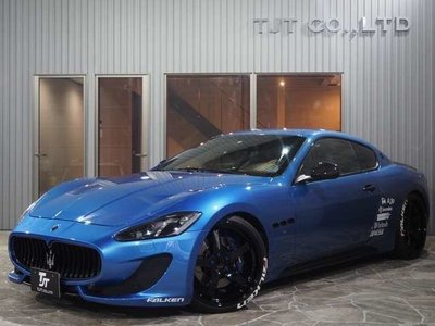 MASERATI GRANTURISMO - 1