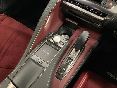 صورة مصغرة 24 لـ 2018 Lexus LC