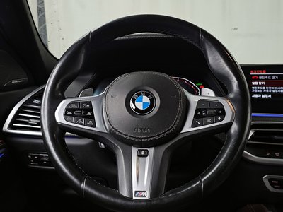 2021 BMW X6 — миниатюра 19