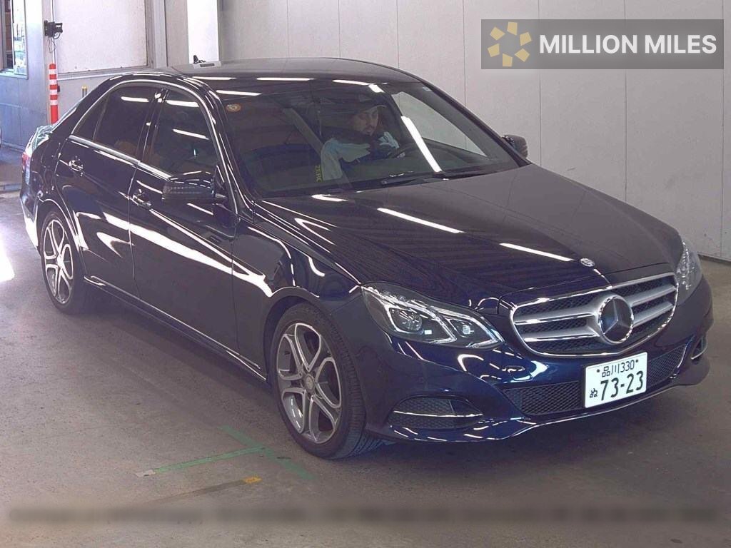 MERCEDES-BENZ E-CLASS - View 1