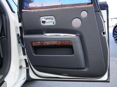 2011 ROLLS-ROYCE GHOST thumbnail 38