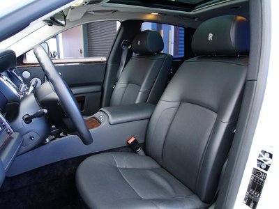 2011 ROLLS-ROYCE GHOST thumbnail 11