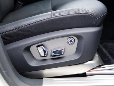 2011 ROLLS-ROYCE GHOST thumbnail 41