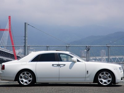 2011 ROLLS-ROYCE GHOST photo 5