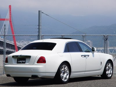 2011 ROLLS-ROYCE GHOST photo 6