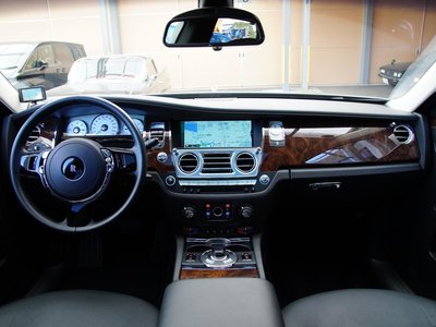 2011 ROLLS-ROYCE GHOST thumbnail 14