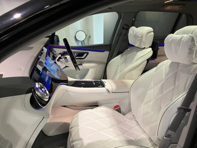 صورة مصغرة 34 لـ 2025 Mercedes-BENZ EQS SUV MAYBACH