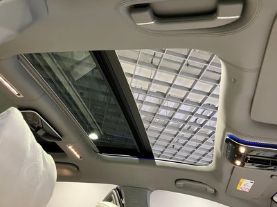 صورة مصغرة 32 لـ 2025 Mercedes-BENZ EQS SUV MAYBACH