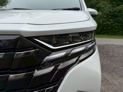 TOYOTA ALPHARD - 4