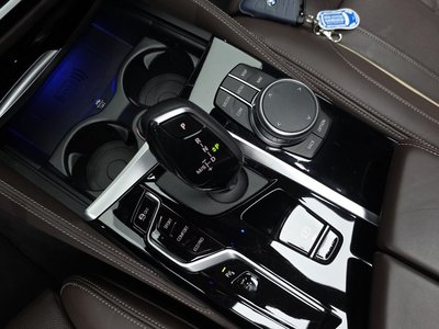 2022 BMW 6 SERIES GT thumbnail 12