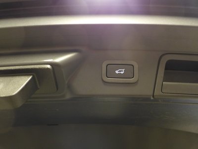 2021 LAND Rover RANGE ROVER VELAR — миниатюра 62