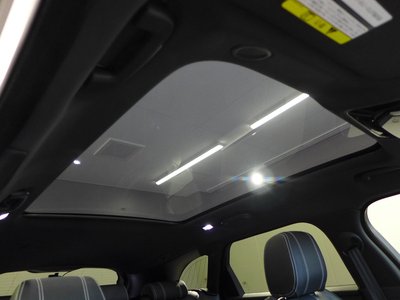 2021 LAND Rover RANGE ROVER VELAR — миниатюра 15