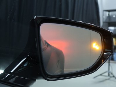 صورة مصغرة 15 لـ 2019 Lexus LC