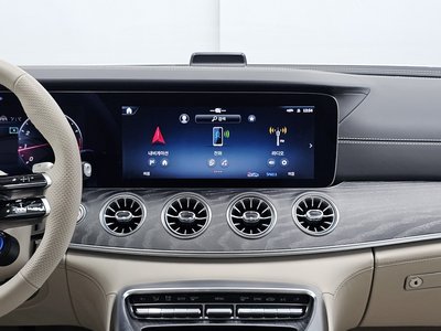 صورة مصغرة 16 لـ 2025 Mercedes-BENZ GT AMG