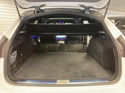 MERCEDES-BENZ E-CLASS - 10