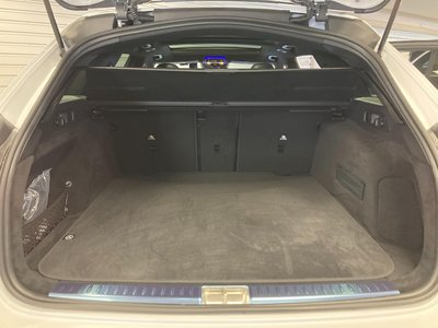 MERCEDES-BENZ E-CLASS - 9