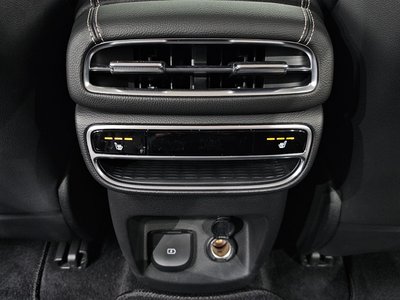 2022 Genesis GV80 thumbnail 32