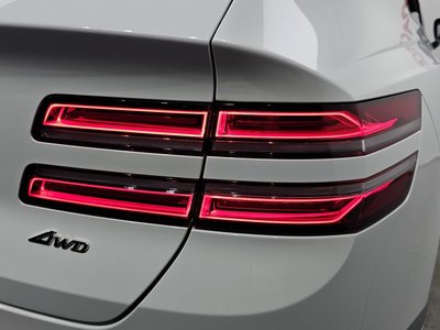 2022 Genesis GV80 thumbnail 11