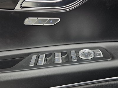 2022 Genesis GV80 thumbnail 30