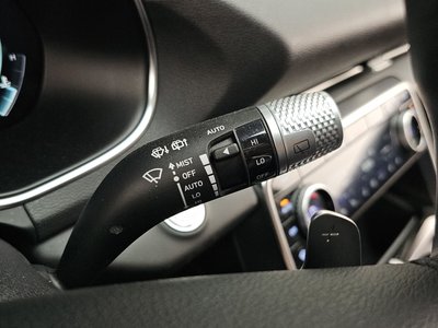 2022 Genesis GV80 thumbnail 29