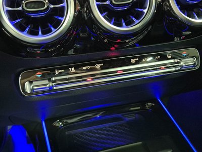 2025 Mercedes-BENZ EQA thumbnail 16