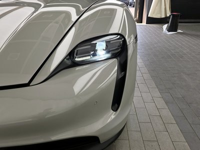 PORSCHE TAYCAN - 9