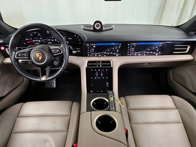 PORSCHE TAYCAN - 5