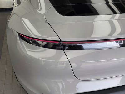 PORSCHE TAYCAN - 10
