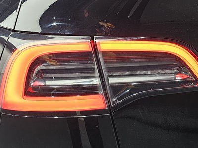2022 Tesla MODEL Y — фото 10