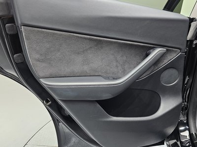 2022 Tesla MODEL Y — миниатюра 15