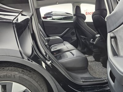 2022 Tesla MODEL Y — миниатюра 17