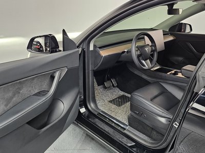 2022 Tesla MODEL Y — миниатюра 13