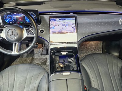 MERCEDES-BENZ EQE - 5