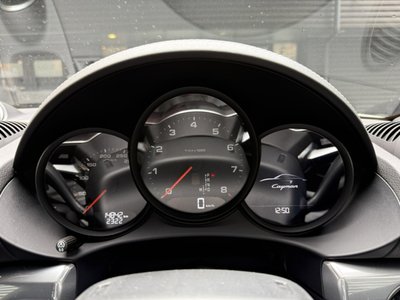 صورة 6 لـ 2023 Porsche 718