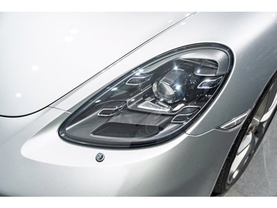 2023 Porsche 718 thumbnail 16