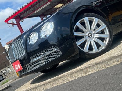 2013 Bentley FLYING SPUR 照片 2